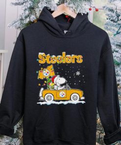 Happy Merry Christmas Snoopy drive a car Pittsburgh Steelers logo flag gift shirt