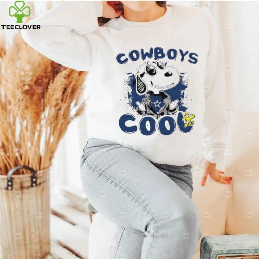 Happy Snoopy cartoon Dallas Cowboys cool logo 2024 shirt