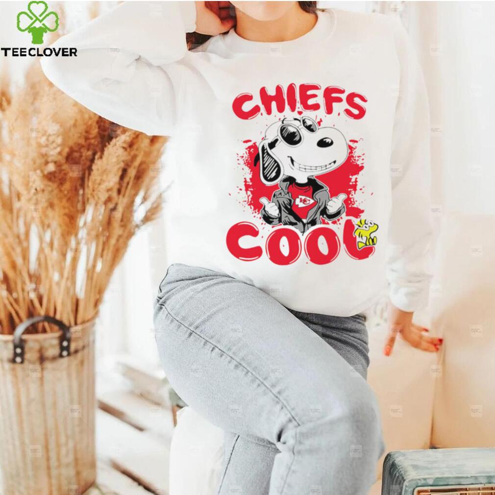 Happy Snoopy cartoon Kansas City Chiefs cool logo 2024 shirt Happy Snoopy cartoon Kansas City Chiefs cool logo 2024 shirt