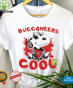 Happy Snoopy cartoon Tampa Bay Buccaneers cool logo 2024 hoodie, sweater, longsleeve, shirt v-neck, t-shirt