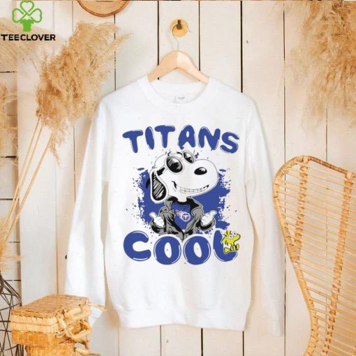 Happy Snoopy cartoon Tennessee Titans cool logo 2024 hoodie, sweater, longsleeve, shirt v-neck, t-shirt