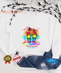 Hawaii Hawaiian Vacation 2022 Flip Flop LGBT Summer Holiday T Shirt