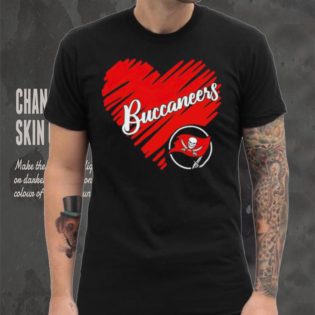 Heart Tampa Bay Buccaneers logo shirt Heart Tampa Bay Buccaneers logo shirt