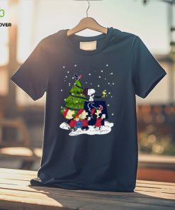 Houston Texans Are Coming To Town Snoopy Christmas Shirt 2 Houston Texans Are Coming To Town Snoopy Christmas Shirt