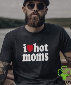 I Heart Hot Moms Soft Style Lightweight Unisex T Shirt Hoodie Sweatshirt