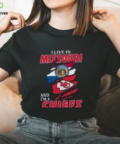 I Live In Missouri And Im A Chiefs Fan Forever Shirt Longsleeve T shirt