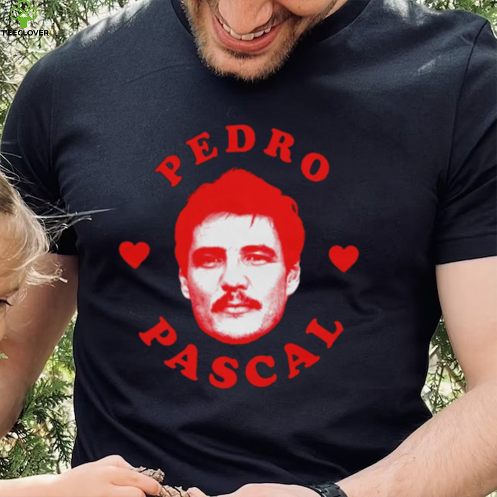 Pedro Pascal Movie TV Actor T-Shirt – Show Your Love for the Star! Pedro Pascal Movie TV Actor T-Shirt – Show Your Love for the Star!