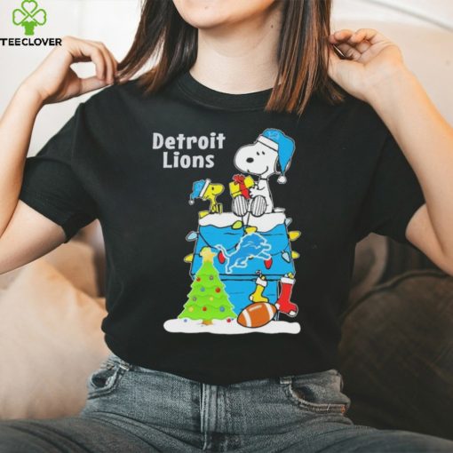 Peanuts Snoopy And Woodstock Detroit Lions Merry Christmas Shirt