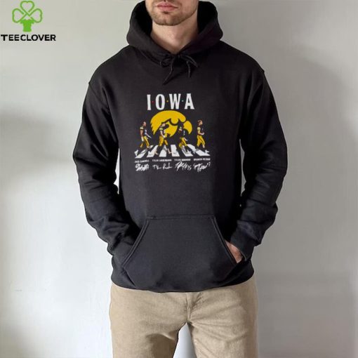 Iowa Hawkeyes Jack Campbell Tyler Linderbaum Abbey Road signatures 2022 hoodie, sweater, longsleeve, shirt v-neck, t-shirt