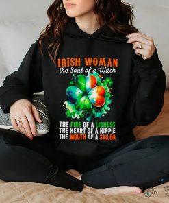 Irish woman the soul of a witch clover St Patrick’s day hoodie, sweater, longsleeve, shirt v-neck, t-shirt