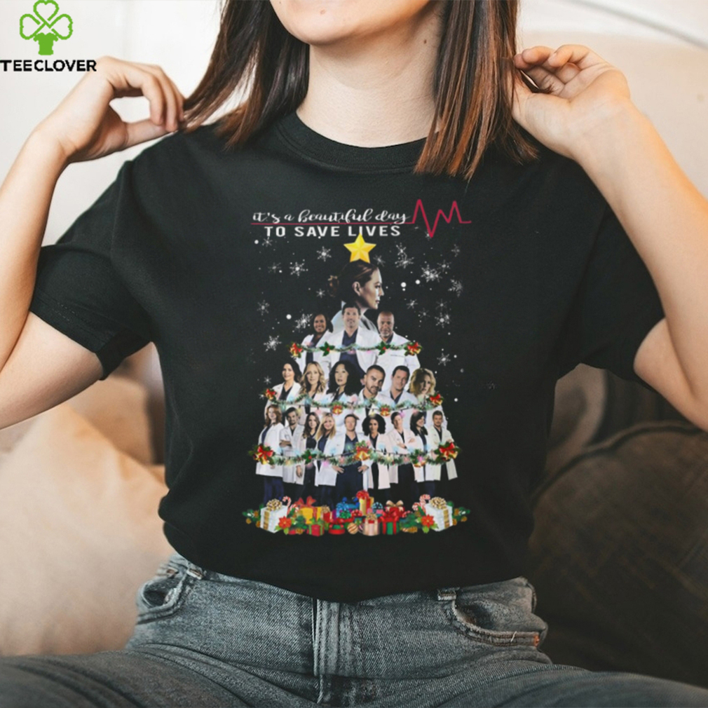 It’s A Beautiful Day To Save Lives Merry Christmas T Shirt It’s A Beautiful Day To Save Lives Merry Christmas T Shirt