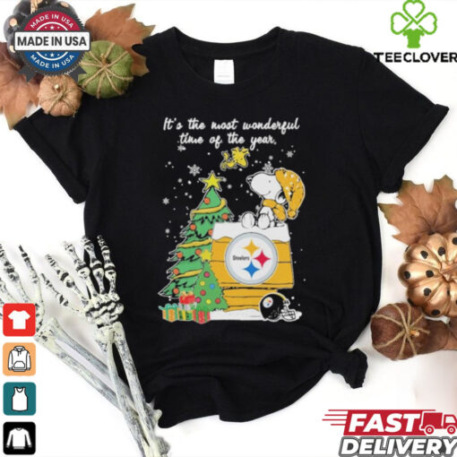 It’s The Most Wonderful Time Of The Years Peanuts Snoopy And Woodstock X Pittsburgh Steelers Merry Christmas Shirt