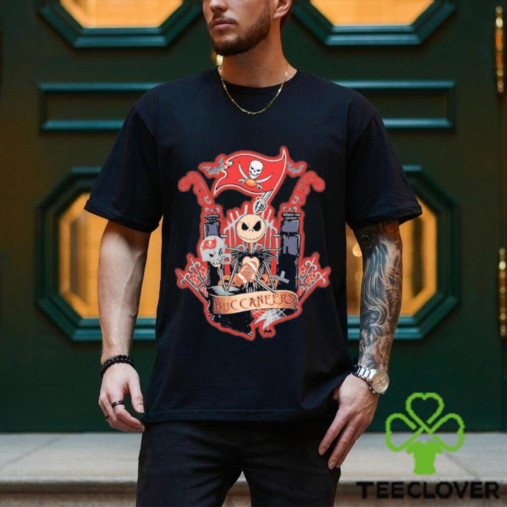 Hottrendclothing — Tampa Bay Buccaneers Jack Skellington The Night Before  Happy Halloween 2023 T-Shirt, by Clothing Hottrend, Sep, 2023