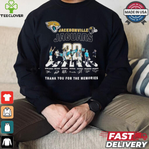 Jacksonville Jaguars walking across thank you for the memories signatures Shirt