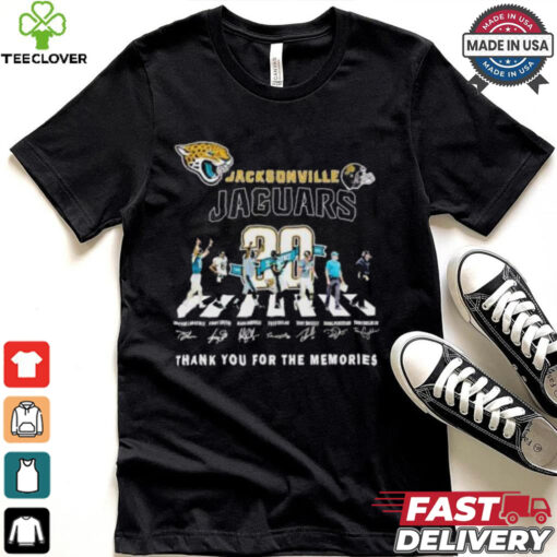 Jacksonville Jaguars walking across thank you for the memories signatures Shirt