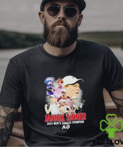 Jannik Sinner 2024 men’s singles Champion signature shirt 2 Jannik Sinner 2024 men’s singles Champion signature shirt