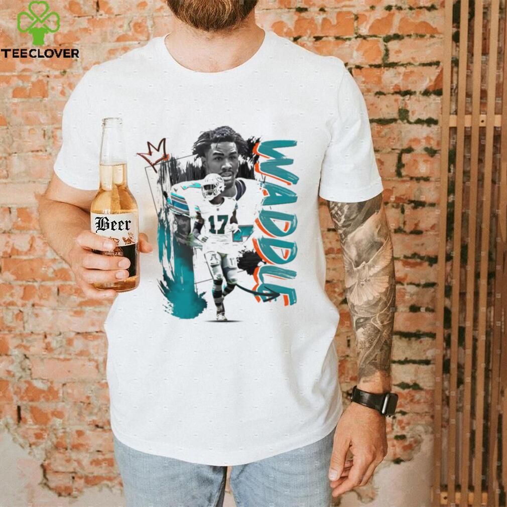 Jaylen Waddle number 17 Miami Dolphins football player pose poster shirt Jaylen Waddle number 17 Miami Dolphins football player pose poster shirt