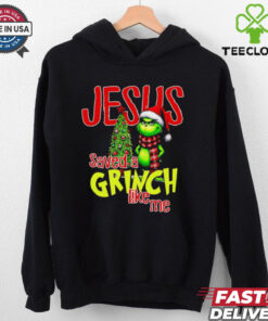 Jesus saved a Grinch like me Christmas tree shirt
