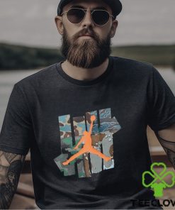 Jordan x UNDEFEATED Shirt