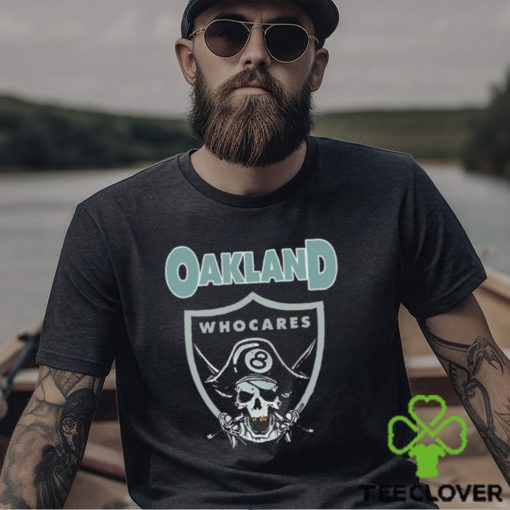Josh jacobs wearing oakland who cares 8 raiders skull shirt