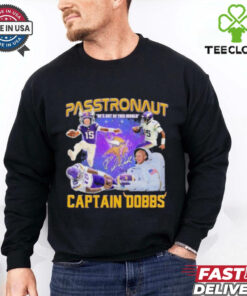 Joshua Dobbs Passtronaut Captain Dobbs He’s Out Of This World  Hoodie 2D T Shirt