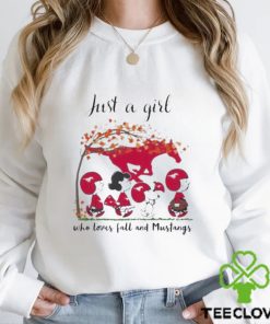 Just A Girl Who Loves Fall And Mustangs Peanuts Cartoon Halloween Shirt