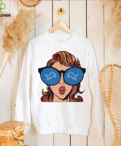 Just a girl with love glassess Detroit Lions hoodie, sweater, longsleeve, shirt v-neck, t-shirt