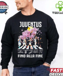 Juventus Fino Alla Fine Abbey Road peach blossom signature shirt