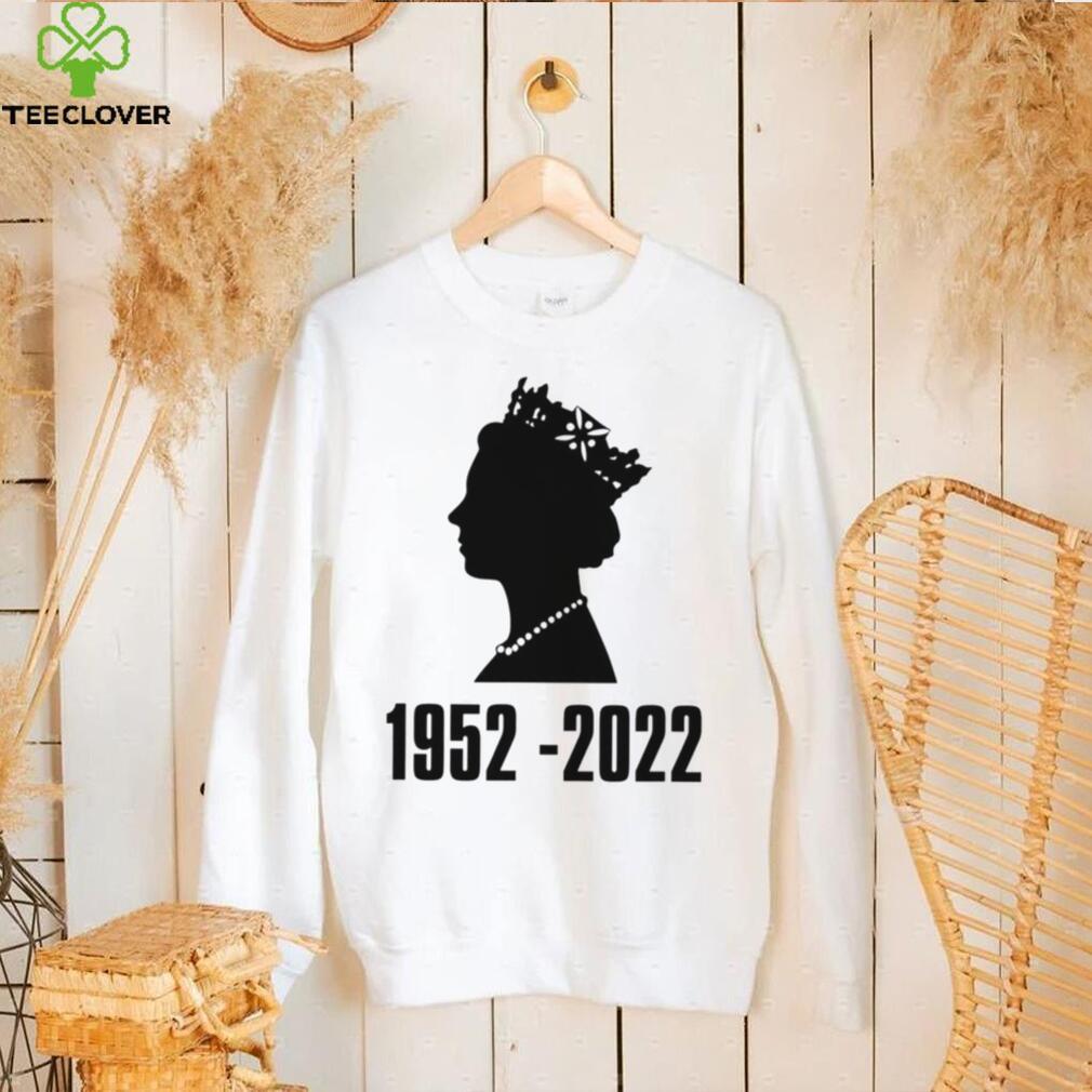 Queen Of England Elizabeth II 1952 – 2022 shirt Queen Of England Elizabeth II 1952 – 2022 shirt