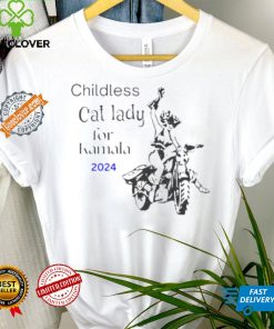 Kamala Harris Shirt Childless Cat Ladies for Kamala Harris 47 Funny Pro Kamala T Shirt Women’s Rights Activist Tee Election 2024 Vote Shirt