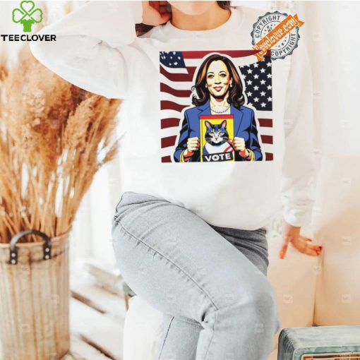 Kamala Harris Vote Childless Cat Ladies Shirt