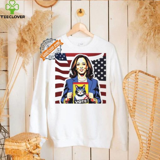 Kamala Harris Vote Childless Cat Ladies Shirt