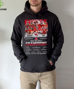 Kansas City Chiefs 2022 AFC West Champions Signatures Players Thank You For The Memories Shirt