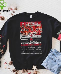 Kansas City Chiefs 2022 AFC West Champions Signatures Players Thank You For The Memories Shirt