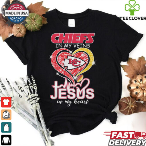Kansas City Chiefs In My Veins Jesus In My Heart Shirt