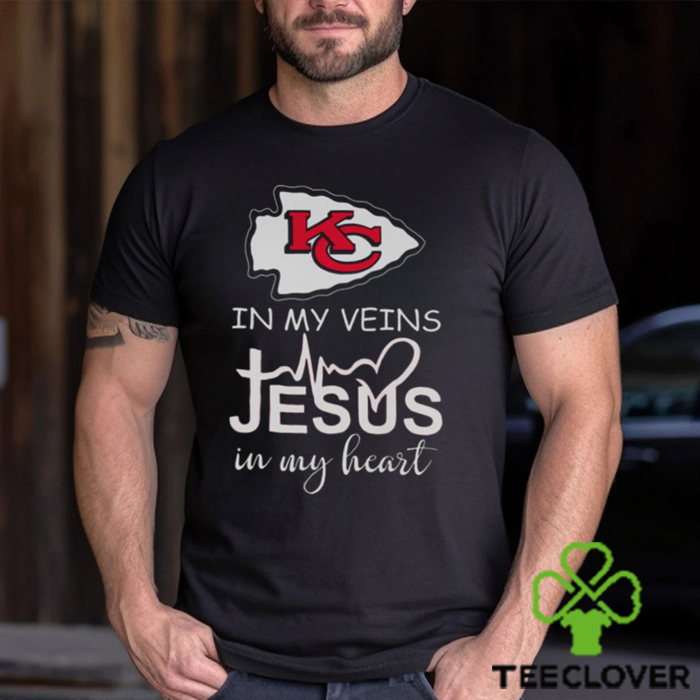 Chiefs in my veins jesus in my heart Kansas City Chiefs tshirt