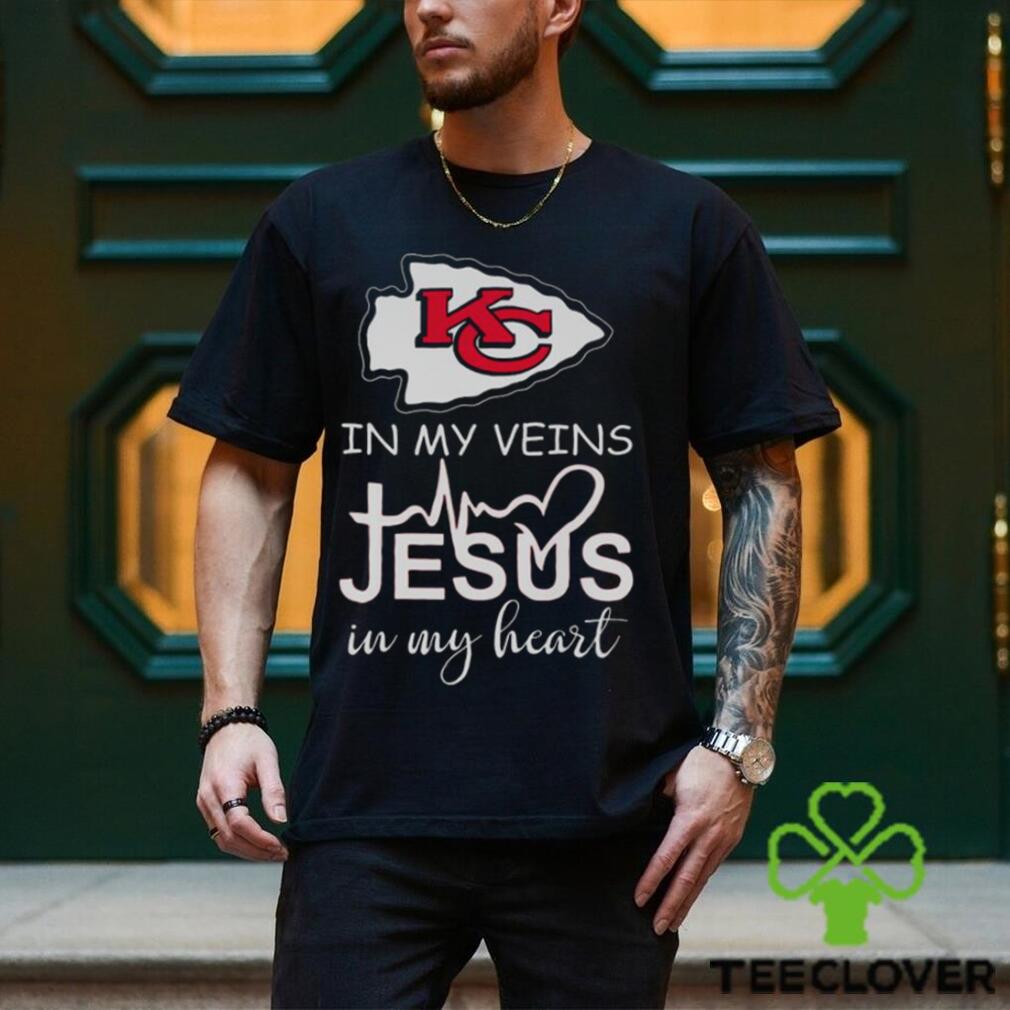 Chiefs in my veins jesus in my heart Kansas City Chiefs tshirt