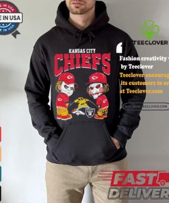 Kansas City Chiefs NFL Halloween Peeing Funny Shirt
