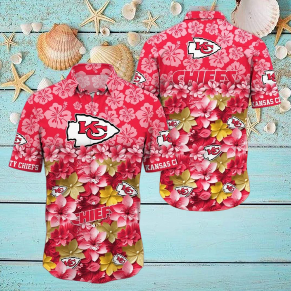 Kansas City Chiefs NFL Hawaiian Shirt Trending Summer Kansas City Chiefs NFL Hawaiian Shirt Trending Summer