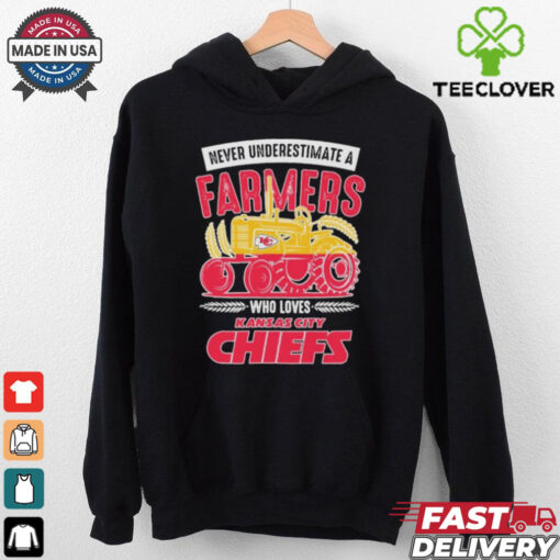 Kansas City Chiefs Never Underestimate A Farmers Who Loves T shirts
