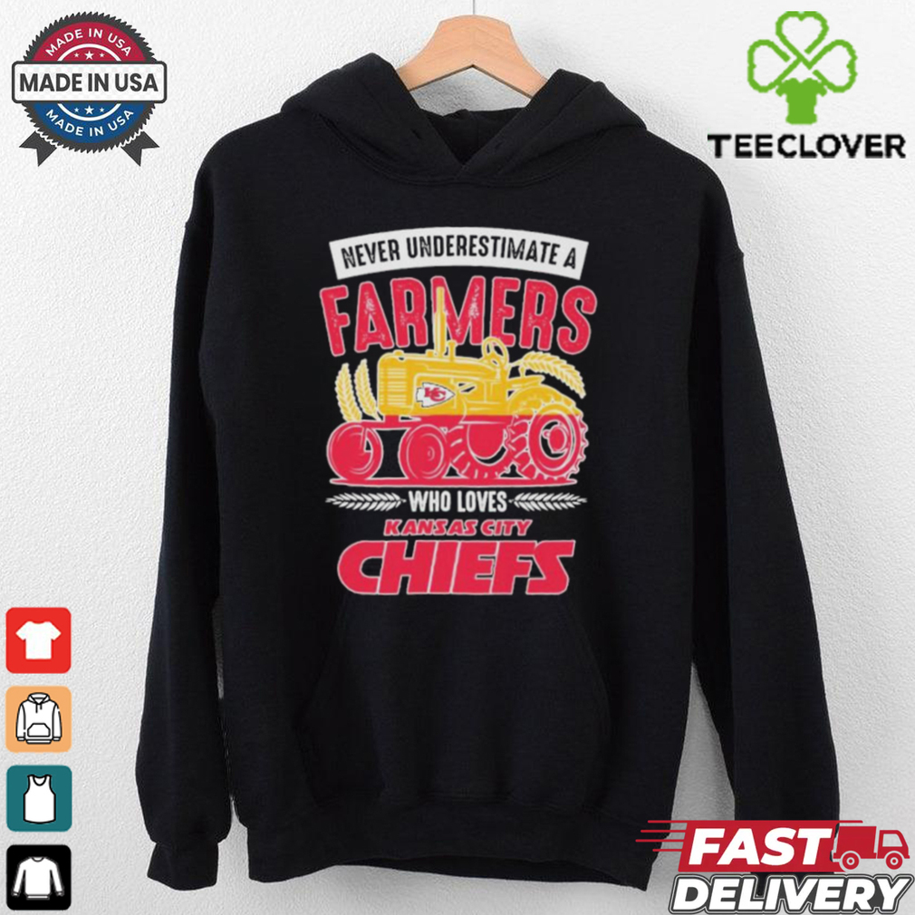 Kansas City Chiefs Never Underestimate A Farmers Who Loves T shirts Kansas City Chiefs Never Underestimate A Farmers Who Loves T shirts