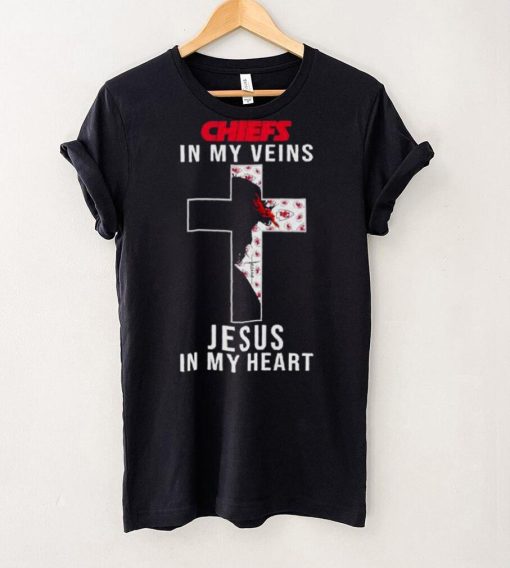 Kansas City Chiefs Nfl In My Veins Jesus In My Heart Cross 2024 T Shirt