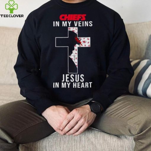 Kansas City Chiefs Nfl In My Veins Jesus In My Heart Cross 2024 T Shirt