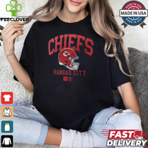 Kansas City Chiefs Nike Anthracite Helmet Essential T Shirt