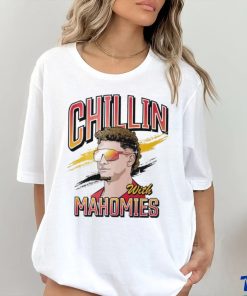 Kansas City Chiefs Patrick Mahomes chillin with Mahomies shirt