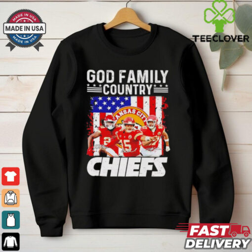 Kansas City Chiefs Patrick Mahomes god family country Chiefs signatures shirt