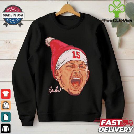 Kansas City Chiefs Patrick Mahomes wearing Santa hat signature shirt