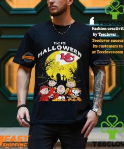 Kansas City Chiefs Snoopy Time For Halloween And The Chiefs Love T Shirt