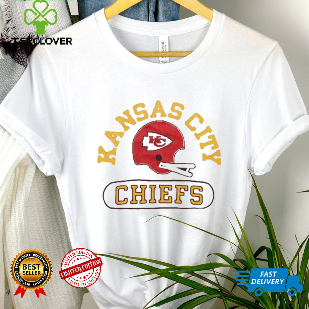 Kansas City Chiefs Throwback Helmet shirt Kansas City Chiefs Throwback Helmet shirt