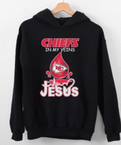 Kansas City Chiefs Water Drops In My Veins Jesus In My Heart Shirt